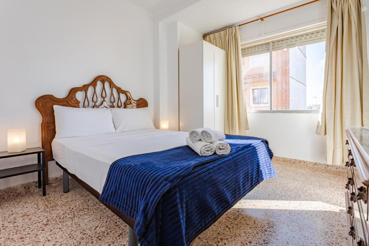 Town Center Apartment El Перельо Экстерьер фото