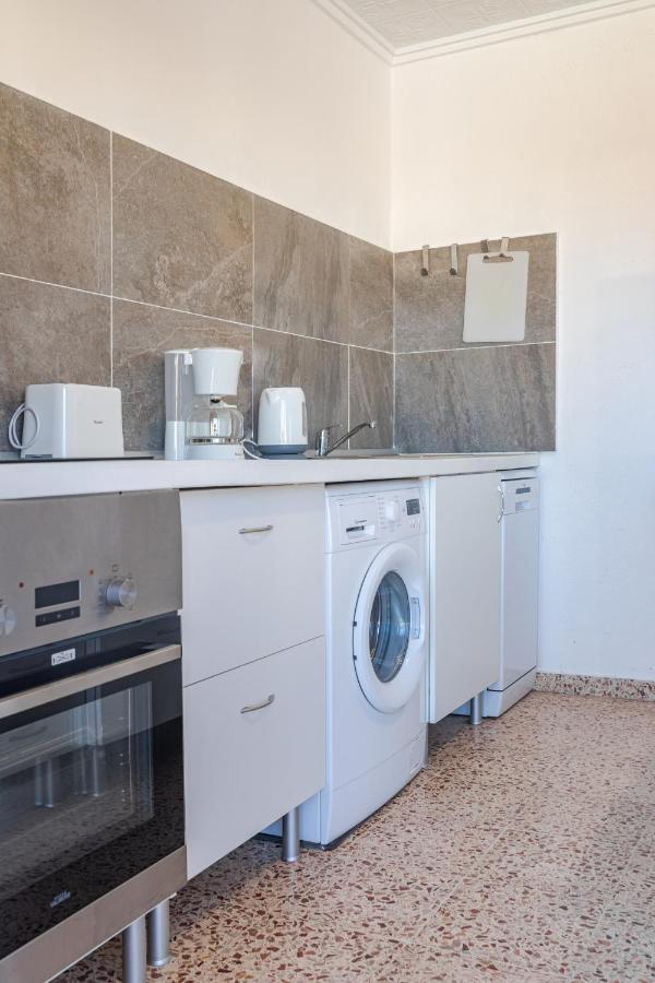 Town Center Apartment El Перельо Экстерьер фото